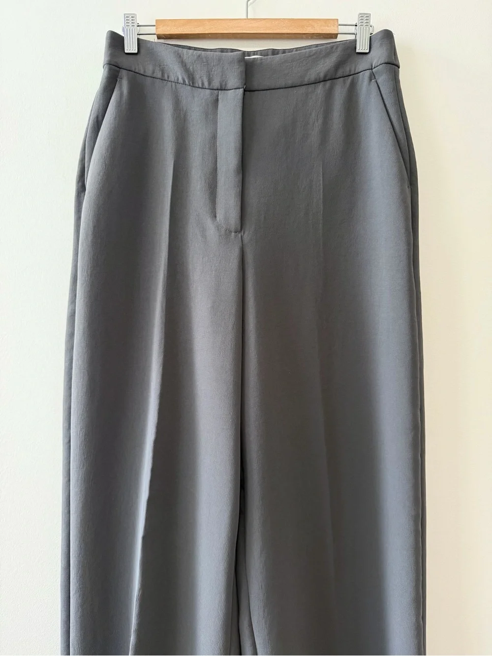 Aritzia The Limitless High-Rise Wide Leg Pant Coal Grey Crepette Sz 10 NWOT - Picture 5 of 16
